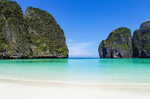 Exploring the Allure of Phi Phi Islands, Phuket